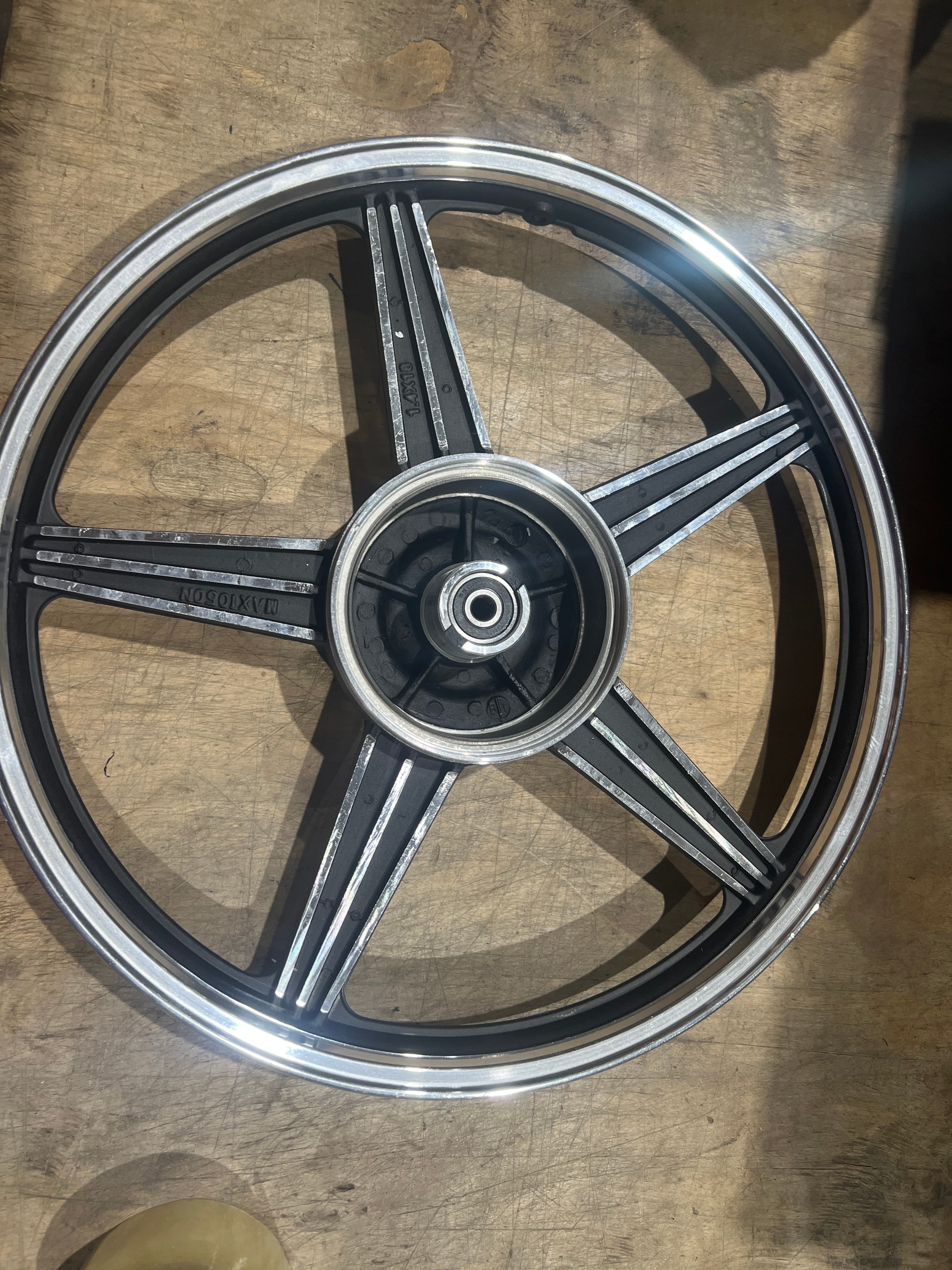 Диск колеса 1,4 * 18 передний Zongshen ZS125J BBC