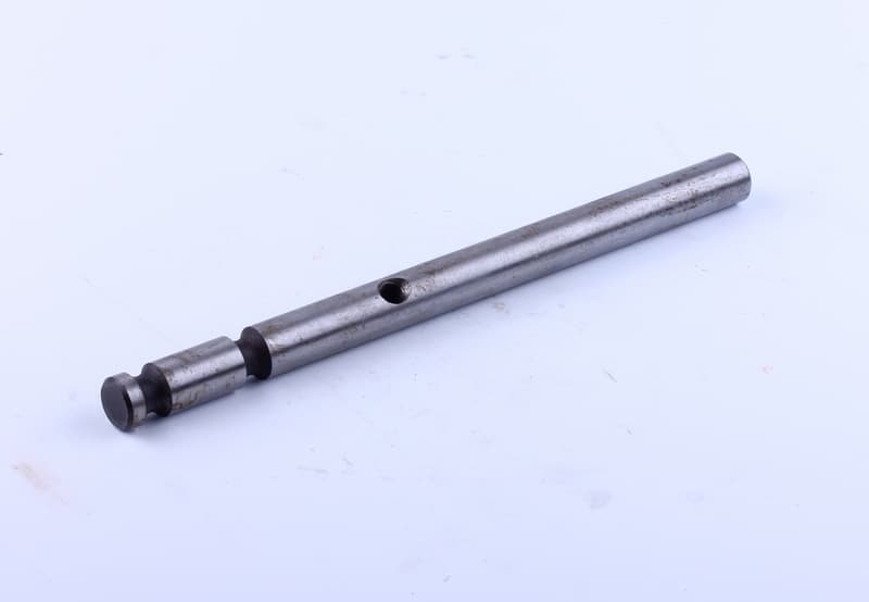 Ось вилки вспомогательной КПП L-230mm Xingtai 24B, Shifeng 244,Taishan 25 AMG