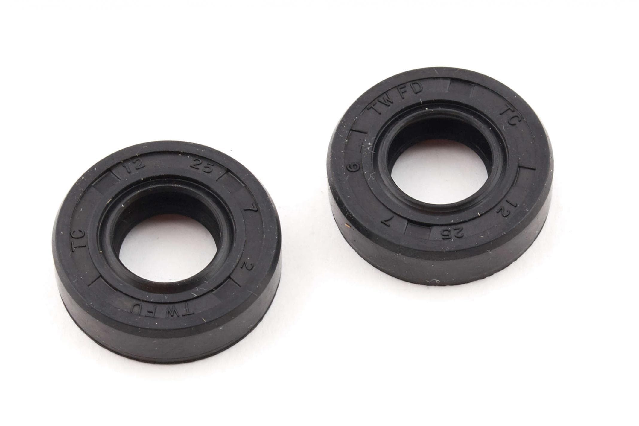 Сальники мотокосы (пара) 4T 139F (12*25*7mm) SVET