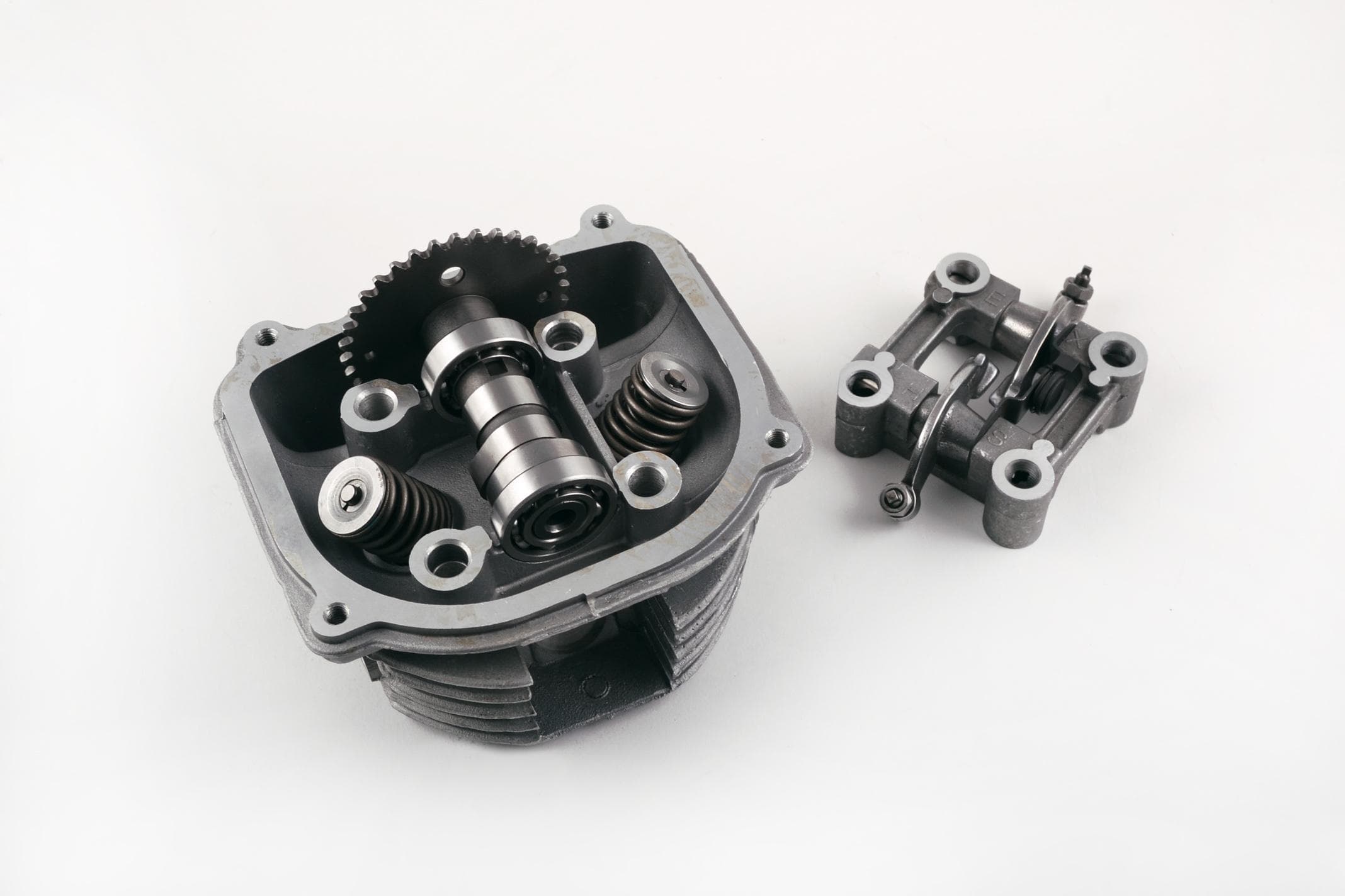 Головка цилиндра 4T GY6 150 (в сборе, без крышки) AMG-2