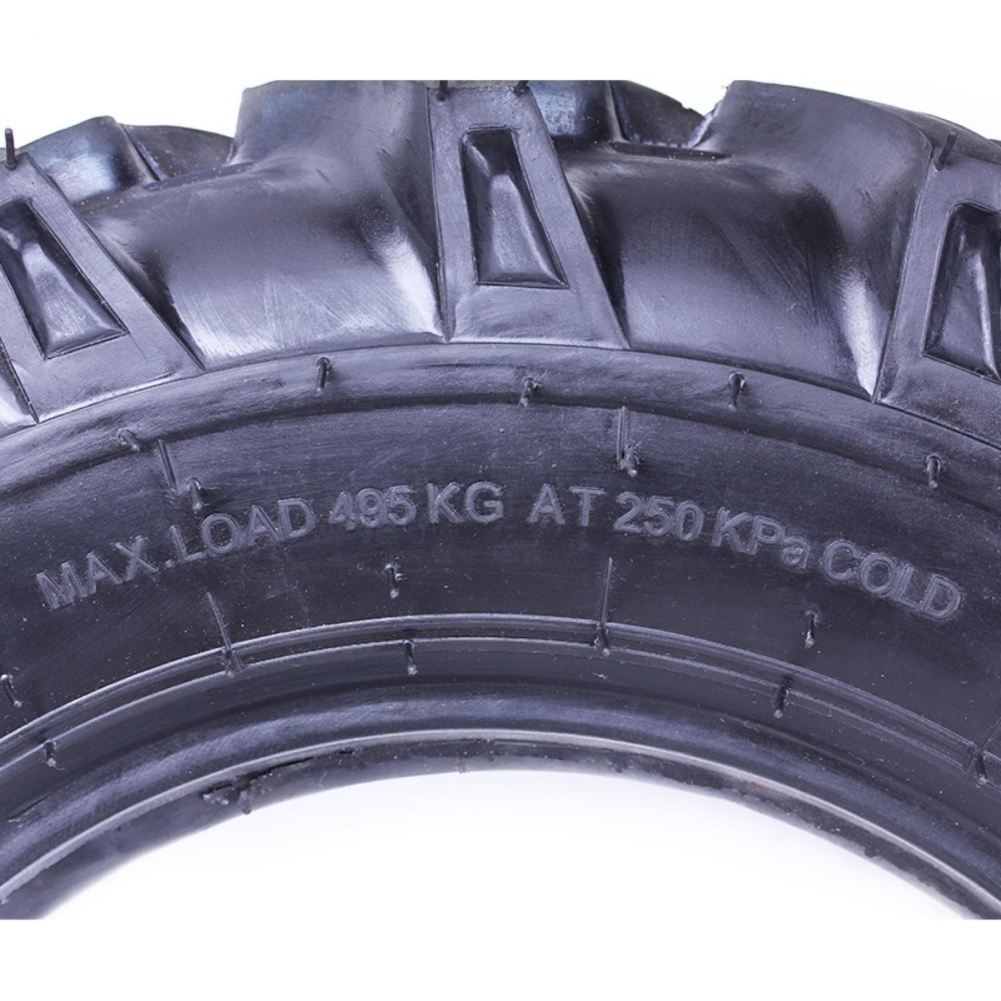 Шина 6,50 -16 TT елочка 15 кг (с камерой) AMG-2